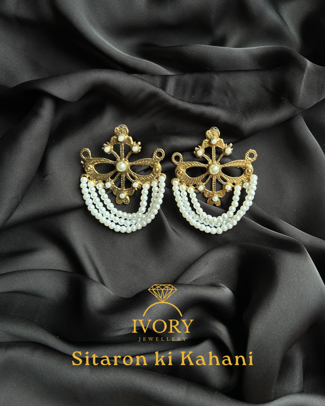 Sotft-White Pearl Earrings