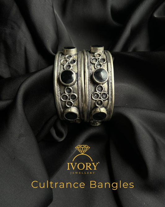 Black Plunder Bangles