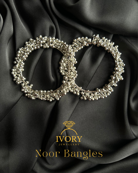 Noor Bangles - Scented Silver